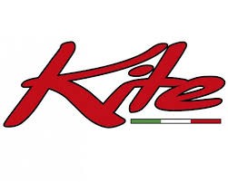 Kite Performance azienda leader nella produzione di parti in ergal. Piatre sterzo, coperchi per pompa freno e frizione, tappi motore ect..
Con alle spalle anni di esperienza nel settore delle lavorazioni meccaniche di precisione ed un parco macchinari tecnologicamente avanzato, KITE è in grado di realizzare particolari after market, anodizzati con pigmenti ecologici, dotati di qualità sia estetiche sia strutturali di altissimo livello.