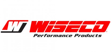 Dopo quasi 70 anni il nome Wiseco è diventato sinonimo di prodotti di alta qualità progettati per superare gli standard originali.
I pistoni WISECO, non dispongono di maggiorazioni centesimali e la loro misura indicata e' quella nominale (cioe' riferita alla misura nominale del cilindro). Questa particolare caratteristica e' una tipicita' dei pistoni WISECO, sviluppata ed utilizzata nei suoi 75 anni di produzione.