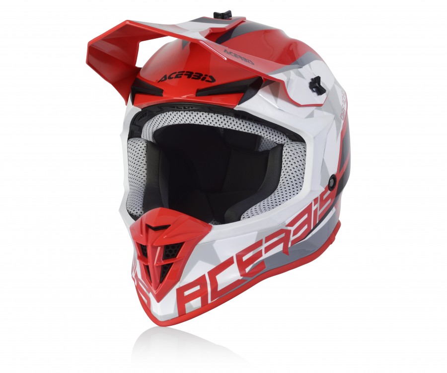 Casco per motocross ed enduro di diversi marchi