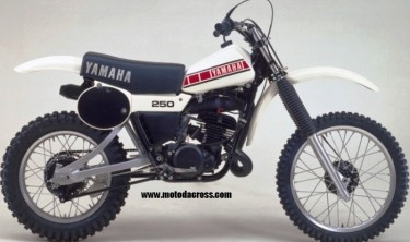 YAMAHA YZ 250