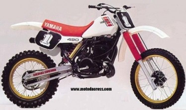 YAMAHA YZ 490