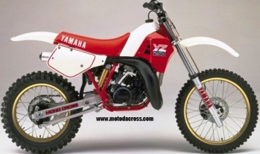 YAMAHA YZ 250