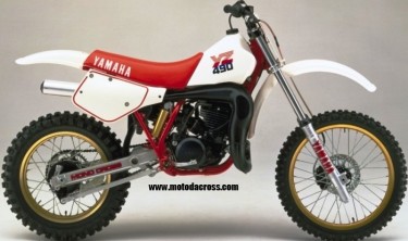 YAMAHA YZ 490