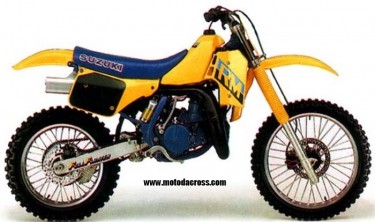 SUZUKI RM 250