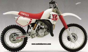 YAMAHA YZ 125