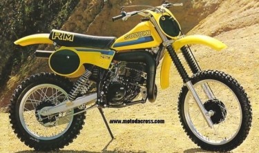 SUZUKI RM 250