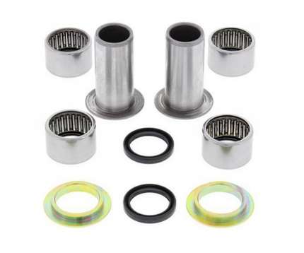 Kit revisione forcellone HUSQVARNA CR 125 1993-2008 HUSQVARNA WR 125 1996-2008 HUSQVARNA CR 250 1996-2004 HUSQVARNA WR 250 1996-2013 HUSQVARNA WR 300 2009-2013 HUSQVARNA WR 360 1996-2001 HUSQVARNA TC - TE 250 / 450 2003-2007 HUSQVARNA TC 510 2005-20